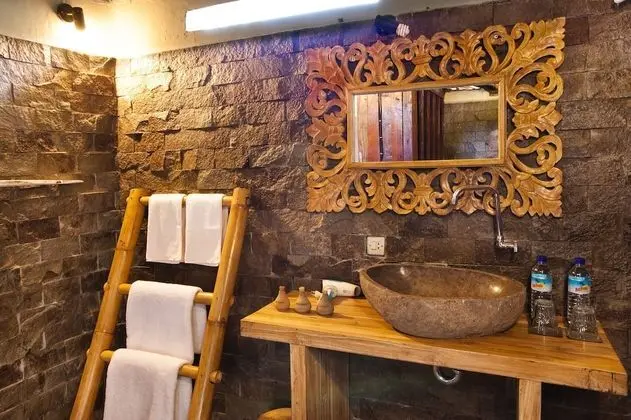 Deluxe Tek Büyük Yataklı Oda, Bahçe Manzaralı