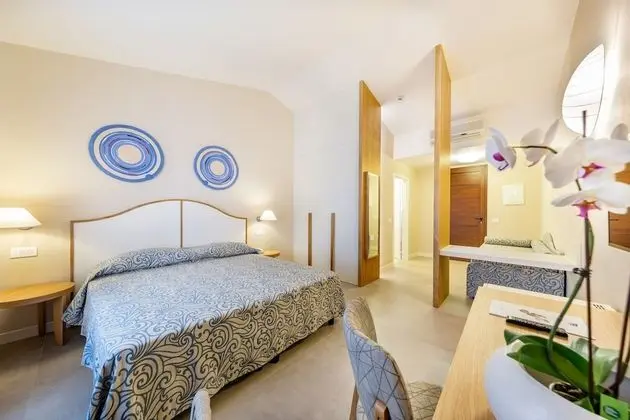 Deluxe Tek Büyük veya İki Ayrı Yataklı Oda, Deniz Manzaralı