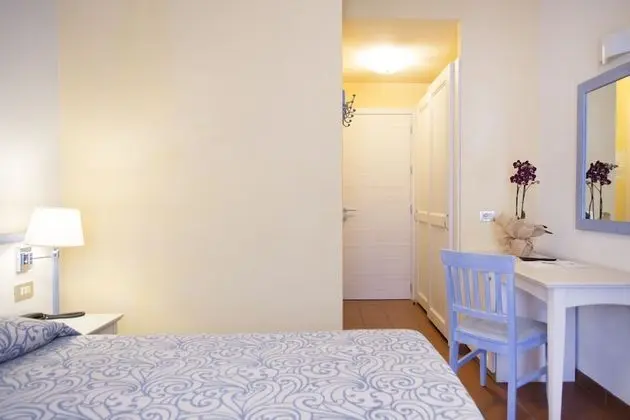 Standard Tek Büyük veya İki Ayrı Yataklı Oda, Deniz Manzaralı