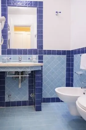 Standard Tek Büyük veya İki Ayrı Yataklı Oda, Deniz Manzaralı