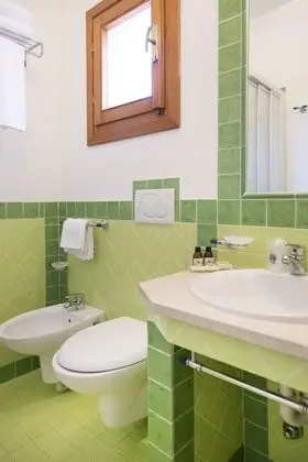 Standard Üç Kişilik Oda, Deniz Manzaralı