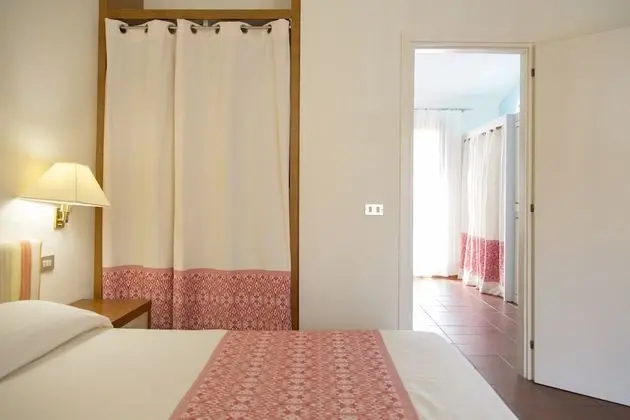 Süit, Havuz Kenarı