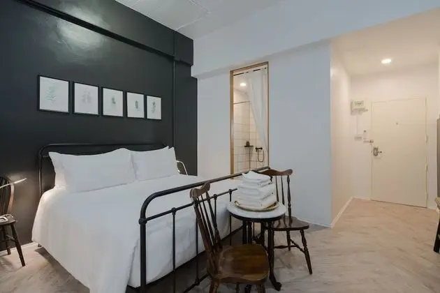 Deluxe Double Bed