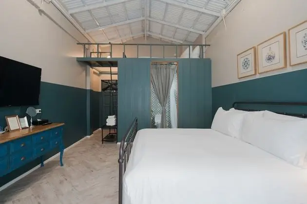 Deluxe Double Bed with Loft Bed