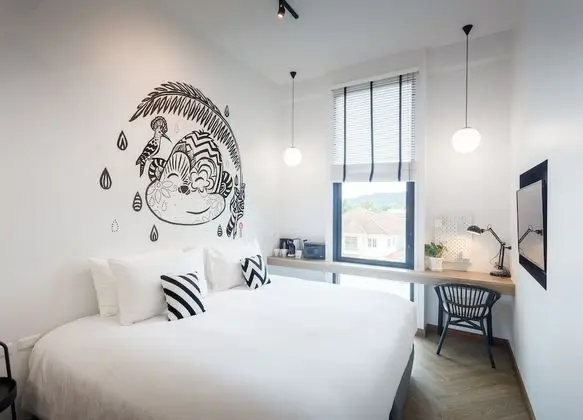 Chimpanzee pod (King bed)