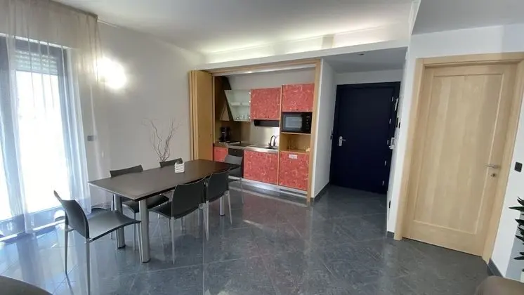 Deluxe Apart Daire