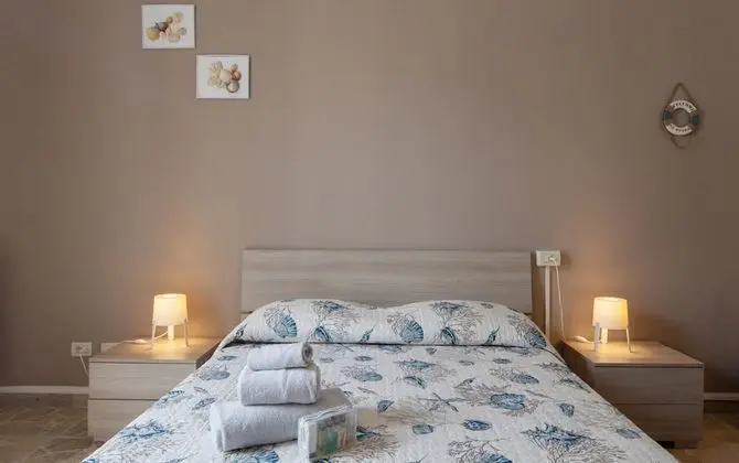 Tek Büyük Yataklı Oda, Ortak Banyo (balcony, 5 Terre)
