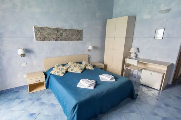 Tek Büyük Yataklı Oda, Deniz Manzaralı