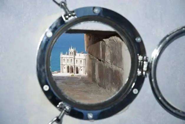 Tek Büyük Yataklı Oda, Deniz Manzaralı