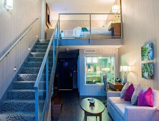 Çatı Katı (Loft), Teras