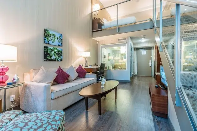 Çatı Katı (Loft), Teras