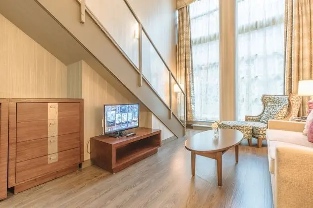Çatı Katı (Loft), Teras