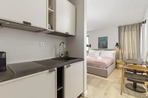 Superior Tek Büyük Yataklı Oda (1)