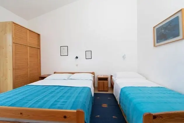 Apart Daire (Blue - 100 m from sandy beach - A1(3+)