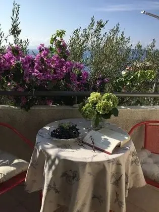 Apart Daire (Blue - 100 m from sandy beach - A1(3+)