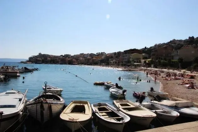 Apart Daire (Blue - 100 m from sandy beach - A1(3+)