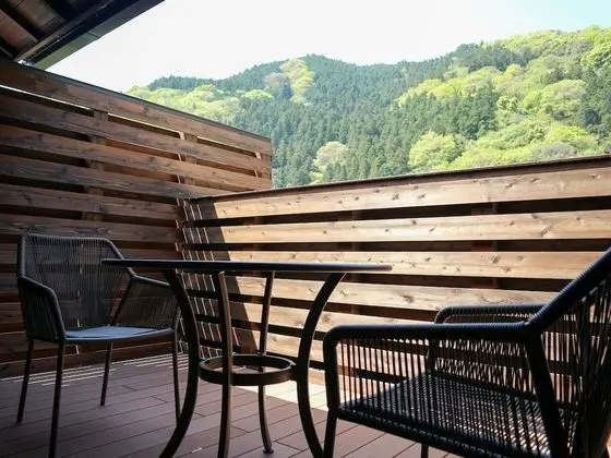 Superior Oda (Japanese and Western Style)