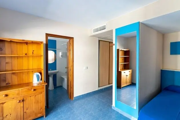 Basic Apart Daire, Balkon
