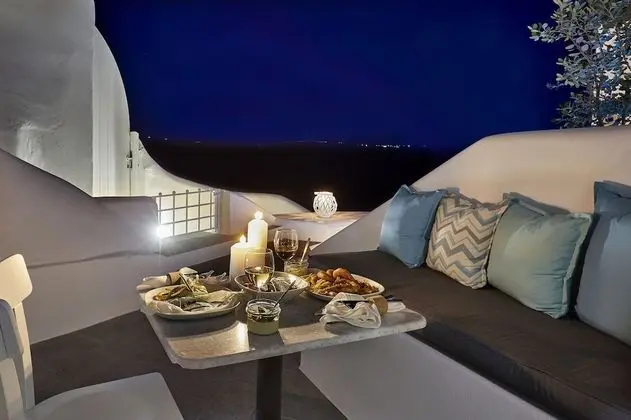Villa (Starry Sky Cave)