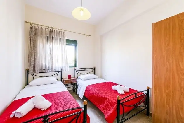 Villa (Seven Bedrooms)