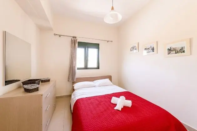 Villa (Seven Bedrooms)