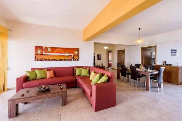 Villa (Seven Bedrooms)