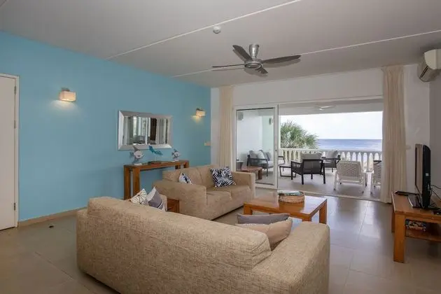 Blue Bay Beach 2 bedroom Apartment