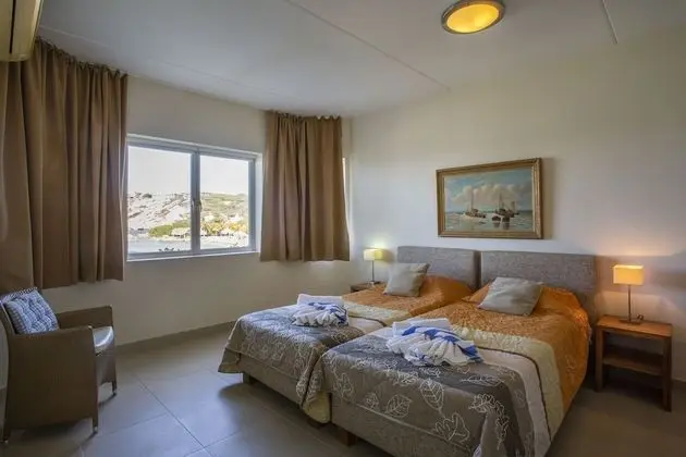 Oceanfront 3 bedroom apartment