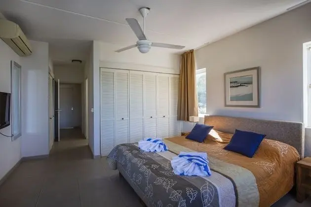Oceanfront 3 bedroom apartment