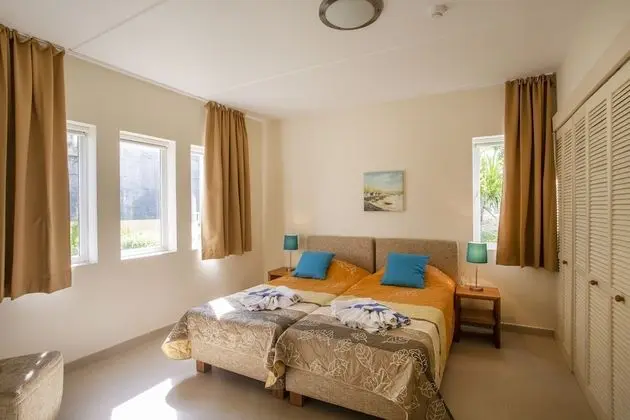 Oceanfront 3 bedroom apartment