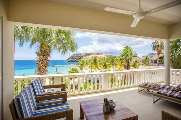 Oceanfront 3 bedroom apartment