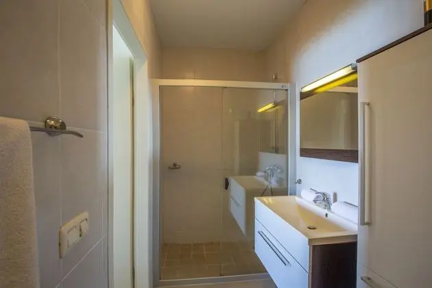Oceanfront 3 bedroom apartment