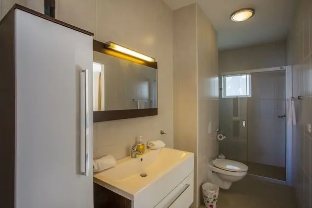 Oceanfront 3 bedroom apartment