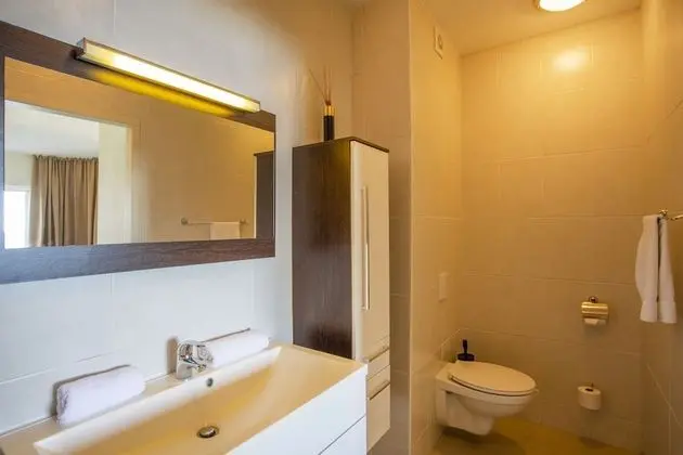 Oceanfront 3 bedroom apartment