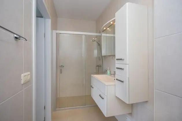 Oceanfront 4 bedroom penthouse