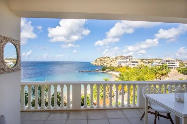 Oceanfront 4 bedroom penthouse