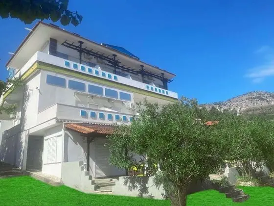 Standard Stüdyo, Bahçe Manzaralı