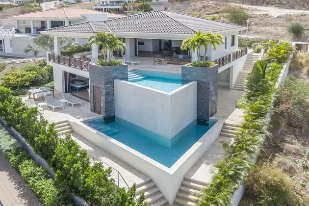 Deluxe Villa, 4 Yatak Odası, Kişiye Özel Havuzlu, Denize Bakan