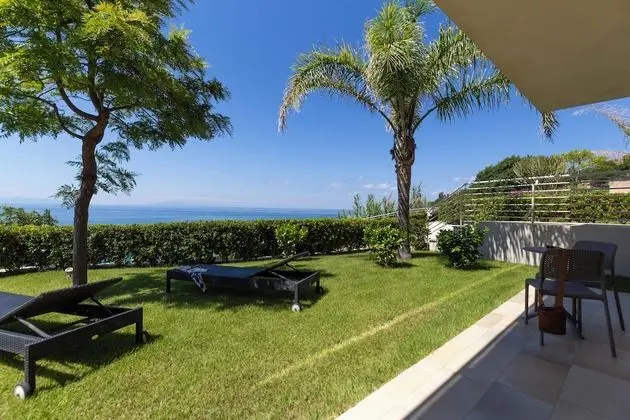 Deluxe Tek Büyük veya İki Ayrı Yataklı Oda, Deniz Manzaralı