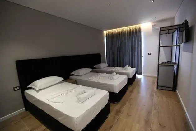 Deluxe Üç Kişilik Oda, Deniz Manzaralı