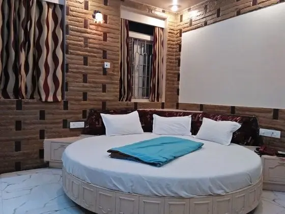 Deluxe Dört Kişilik Oda