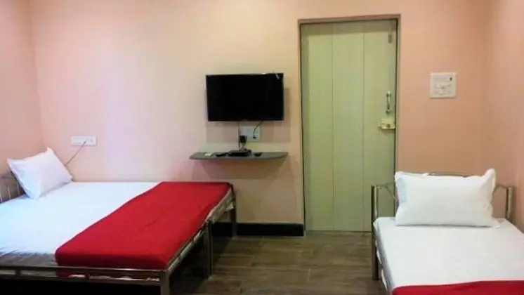Deluxe Üç Kişilik Oda