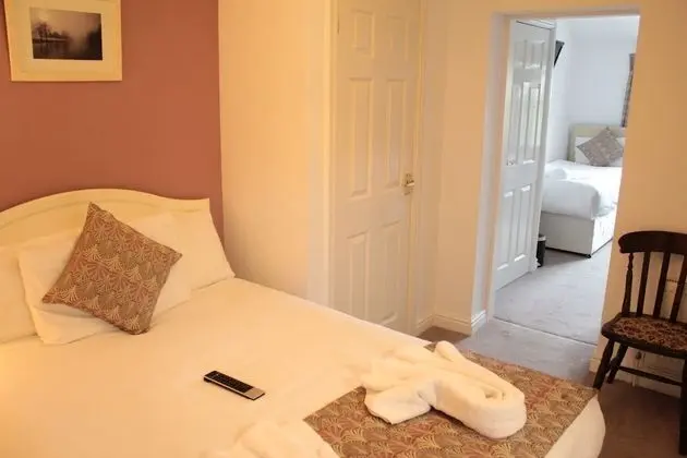 Superior Tek Büyük veya İki Ayrı Yataklı Oda