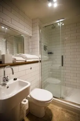 Deluxe Tek Büyük Yataklı Oda, 1 Çift Kişilik Yatak