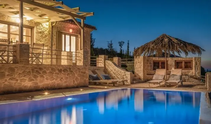 Blue Caves Villas | 4-bedroom Villa HARMONIA