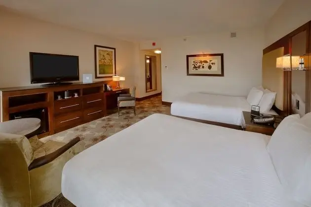 Premium Room 2 Queen Non-Smoking Spa Blu Tower