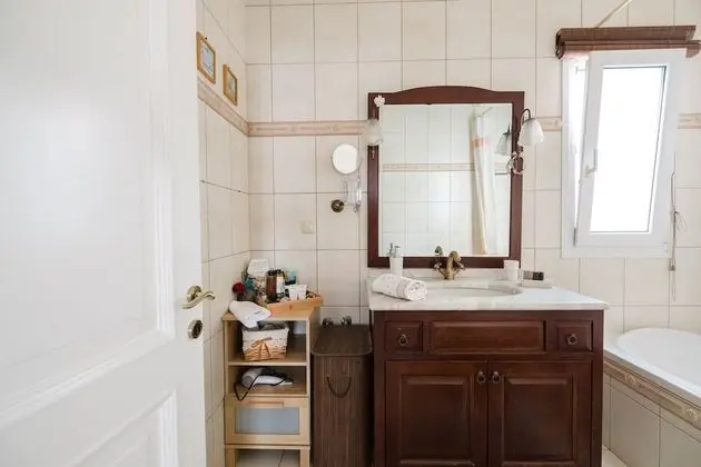 Villa, 5 Yatak Odası, Denize Sıfır