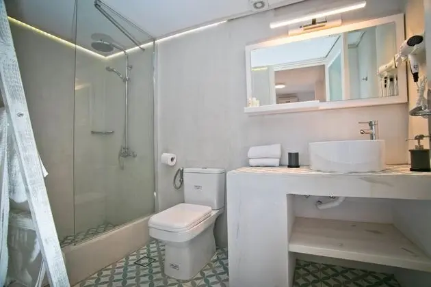 Premium Süit, 1 En Büyük (King) Boy Yatak, Plaj Manzaralı, Denize Sıfır