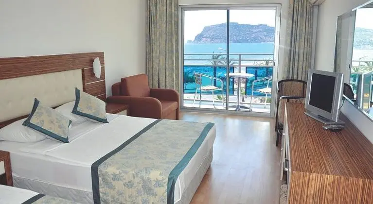 1 Çift ​​kişilik Yatak Side Sea View