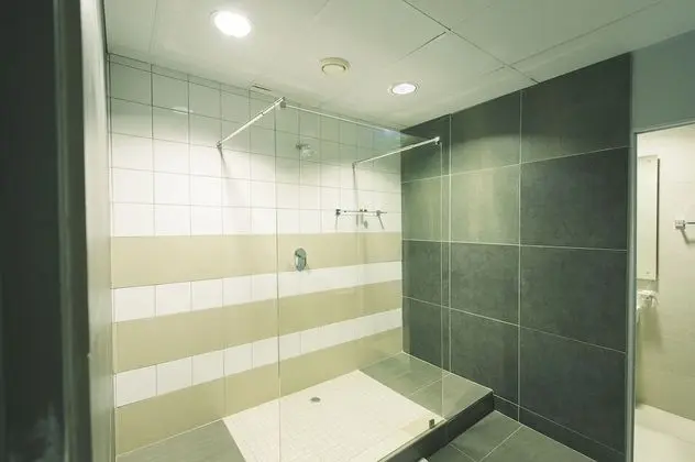 Luxury Oda